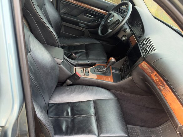 2001 BMW 5 серии 525i IV (E39) Рестайлинг, зелёный, 850000 рублей - вид 15
