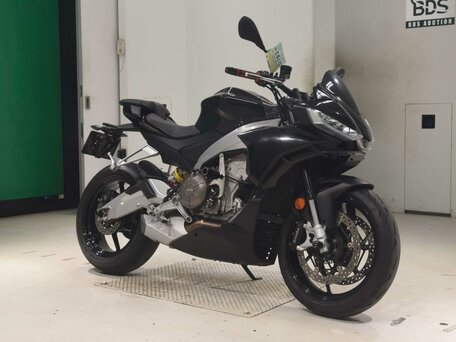 2022 Aprilia Tuono 660, чёрный, 1000000 рублей, вид 3