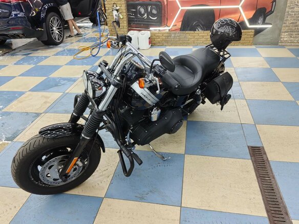 2016 Harley-Davidson Fat Bob, чёрный, 1300000 рублей - вид 1