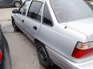 2004 Daewoo Nexia I, серебристый, 100000 рублей, вид 4