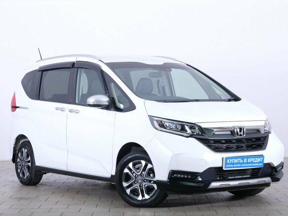 2021 Honda Freed II Рестайлинг, белый, 2099000 рублей