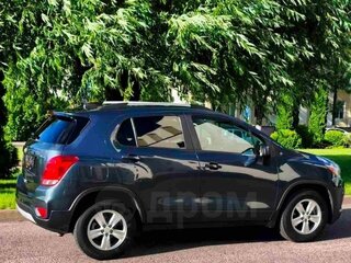 2021 Chevrolet Trax I Рестайлинг, серый, 1445000 рублей, вид 5
