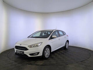 2018 Ford Focus III Рестайлинг, белый, 1200000 рублей, вид 1