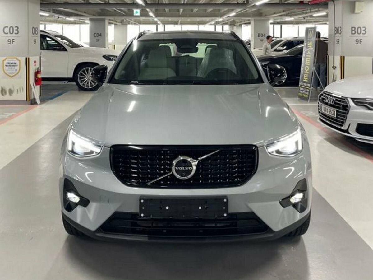 Открыть фотографии: Volvo XC40 I Рестайлинг