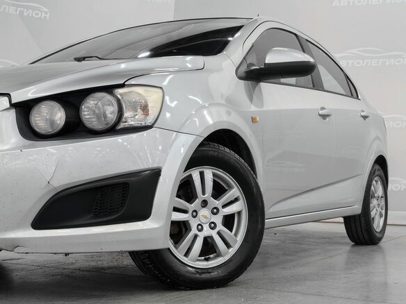 2014 Chevrolet Aveo II, серебристый, 550000 рублей - вид 19