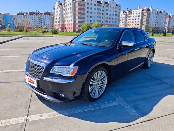 2012 Chrysler 300C II, синий, 1380000 рублей
