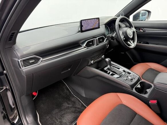 2023 Mazda CX-5 II Рестайлинг, чёрный, 2900000 рублей - вид 15