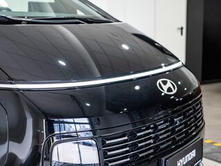 2026 Hyundai Staria I, чёрный, 7850000 рублей, вид 4