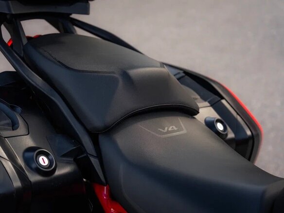 2021 Ducati Multistrada V4, красный, 1290000 рублей - вид 20