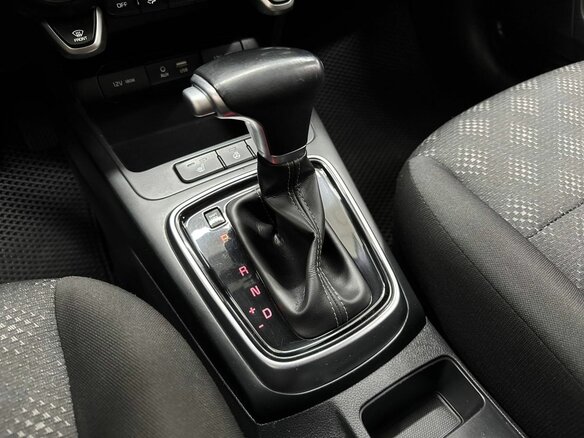2020 Kia Rio X-Line IV, белый, 1550000 рублей - вид 14