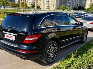 2010 Mercedes-Benz R-Класс 350 Long I Рестайлинг 2, чёрный, 1690000 рублей, вид 3