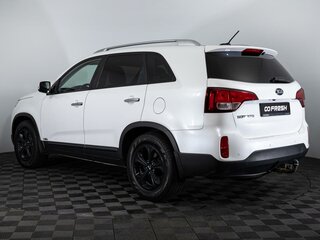 2018 Kia Sorento II Рестайлинг, белый, 2240000 рублей, вид 2