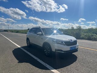 2022 Skoda Kamiq I (China Market), белый, 1555000 рублей, вид 1