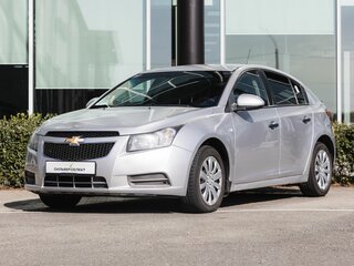 2012 Chevrolet Cruze I, серебристый, 640000 рублей, вид 1