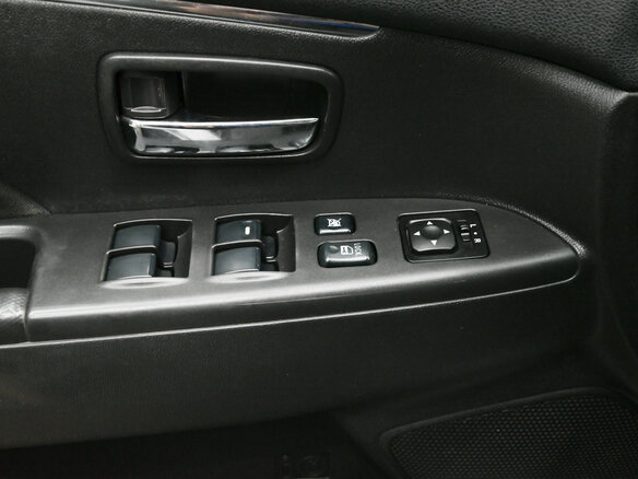 2012 Mitsubishi ASX I Рестайлинг, белый, 900000 рублей - вид 14
