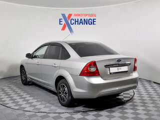 2008 Ford Focus II Рестайлинг, серебристый, 362000 рублей, вид 5
