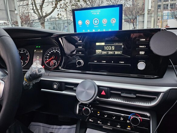 2023 Kia K5 LPi III, белый, 2052000 рублей - вид 13