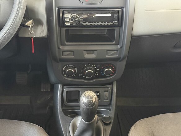2015 Renault Duster I Рестайлинг, чёрный, 1150000 рублей - вид 9