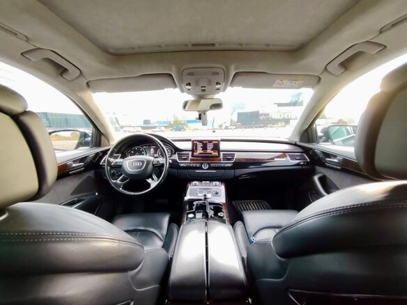 2015 Audi A8 III (D4) Рестайлинг, чёрный, 2200000 рублей - вид 24
