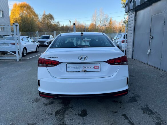 2022 Hyundai Solaris II Рестайлинг, белый, 1546777 рублей - вид 6