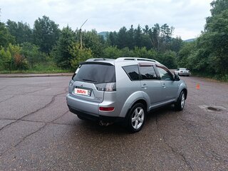 2008 Mitsubishi Outlander II, серебристый, 1100000 рублей, вид 3