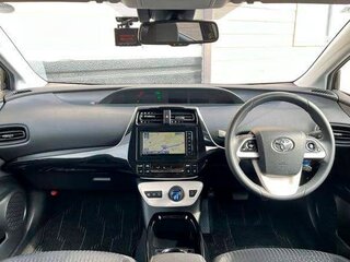 2022 Toyota Prius PHV ZVW52 Prime IV (XW50), чёрный, 1410000 рублей, вид 3