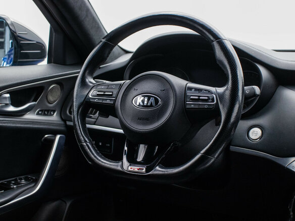 2018 Kia Stinger I, синий, 2843000 рублей - вид 13