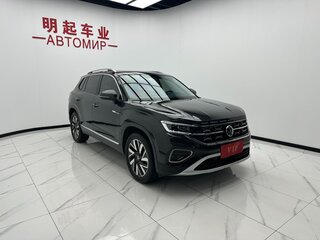 2022 Volkswagen Tayron I, чёрный, 1745000 рублей, вид 2