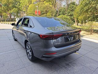 2025 Geely Emgrand II, серый, 1299999 рублей, вид 5