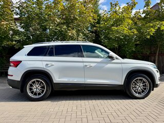 2018 Skoda Kodiaq I, белый, 2800000 рублей, вид 2