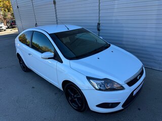 2008 Ford Focus II Рестайлинг, белый, 435000 рублей, вид 1