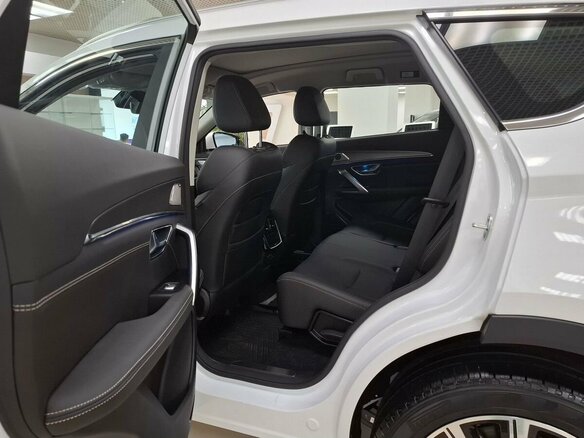 2026 Jetour X70+ I Рестайлинг, белый, 3399000 рублей - вид 8