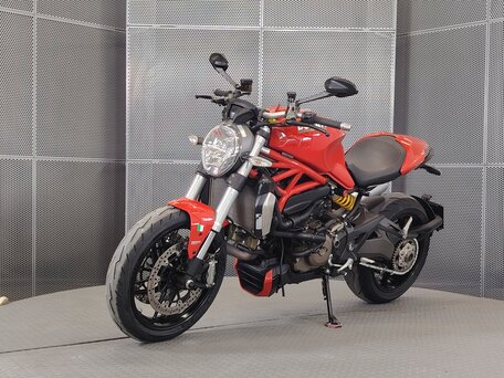 2014 Ducati Monster 1200, красный, 589000 рублей, вид 4