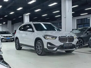 2022 BMW X1 18i sDrive II (F48) Рестайлинг, белый, 2250000 рублей, вид 3