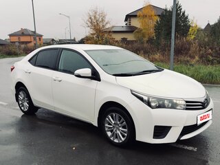 2014 Toyota Corolla XI (E160, E170, E180), белый, 1500000 рублей, вид 1