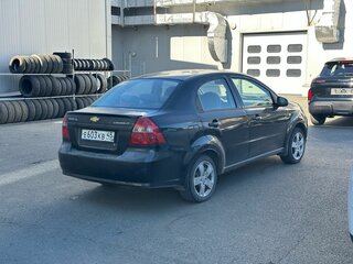 2011 Chevrolet Aveo I Рестайлинг, чёрный, 299000 рублей, вид 3