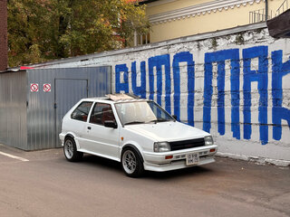 1988 Nissan Micra I (K10), белый, 313000 рублей, вид 2