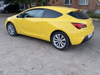2011 Opel Astra GTC H Рестайлинг, жёлтый, 800000 рублей, вид 5