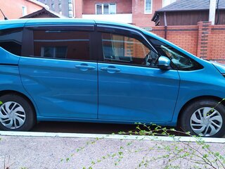 2017 Honda Freed+ II, синий, 1300000 рублей, вид 3