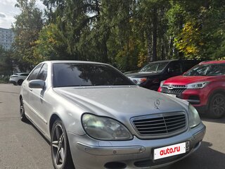 2000 Mercedes-Benz S-Класс 320 IV (W220), серый, 520000 рублей, вид 2