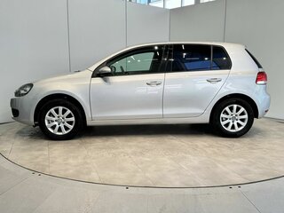 2012 Volkswagen Golf VI, серебристый, 855000 рублей, вид 2