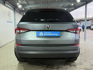 2018 Skoda Kodiaq I, серый, 2449000 рублей, вид 4