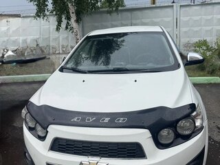 2014 Chevrolet Aveo II, белый, 650000 рублей, вид 1