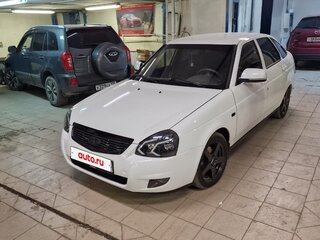 2011 Lada (ВАЗ) Priora I, белый, 550000 рублей, вид 4
