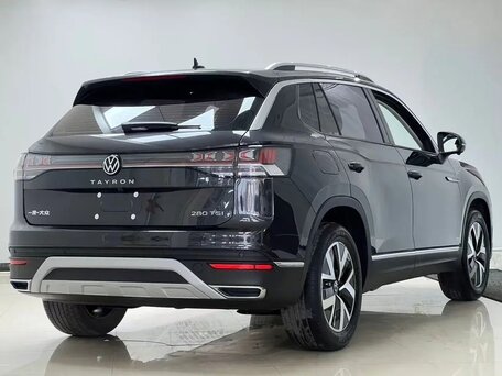 2023 Volkswagen Tayron I Рестайлинг, серый, 2499000 рублей, вид 4