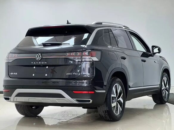 2023 Volkswagen Tayron I Рестайлинг, серый - вид 3