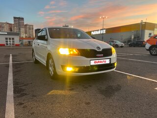 2017 Skoda Rapid I, белый, 900000 рублей, вид 3
