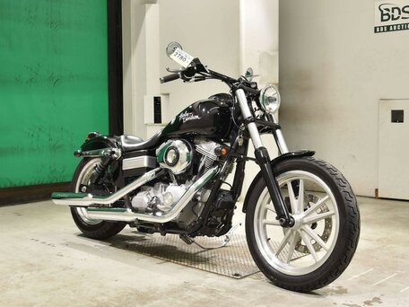 2009 Harley-Davidson Dyna Super Glide, чёрный, 777000 рублей, вид 3