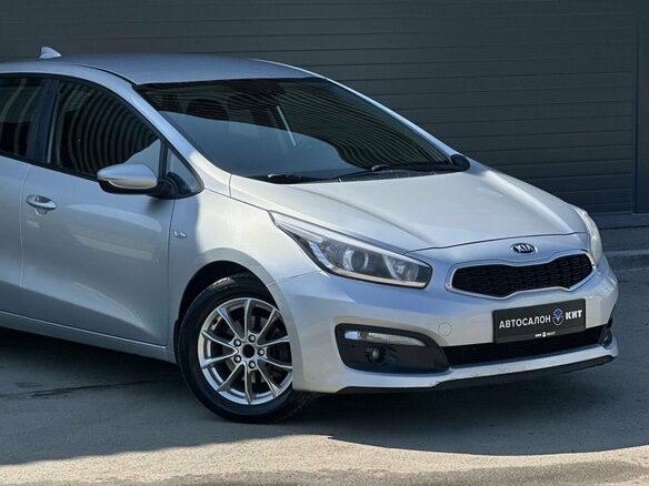 2017 Kia Ceed II Рестайлинг, серебристый, 1419000 рублей - вид 8