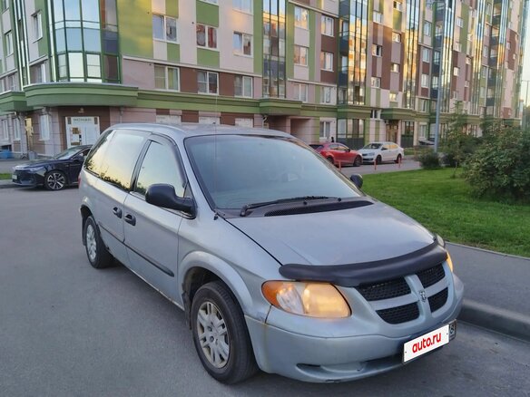 2003 Dodge Caravan 4-speed IV, серебристый